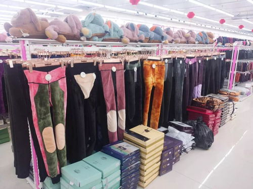 玉門(mén)火狐貍服裝批發(fā)城24號(hào)試營(yíng)業(yè) 折扣巨獻(xiàn)，批發(fā)價(jià)格再創(chuàng)新低